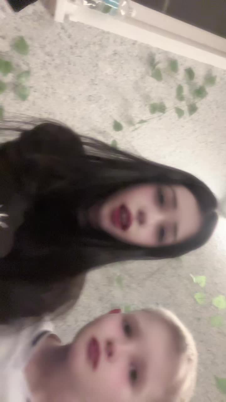@Y0RU