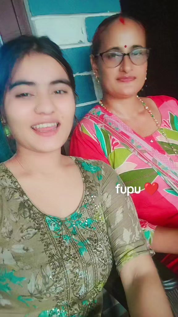 @Kanchan k xettri 🎀[(🐉^💗)]<3