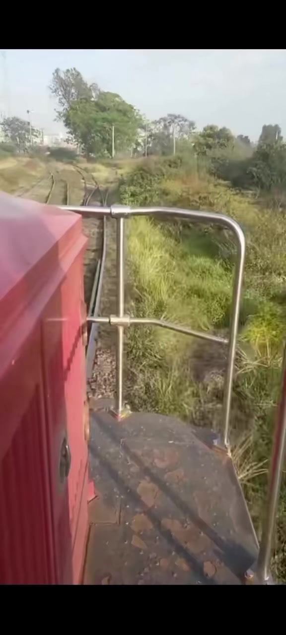 @KENYAN RAILROADER🇰🇪