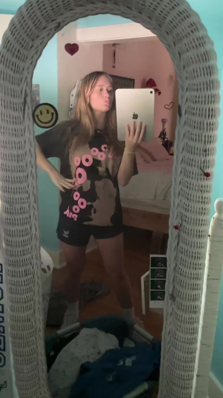 @kdkspam🐺