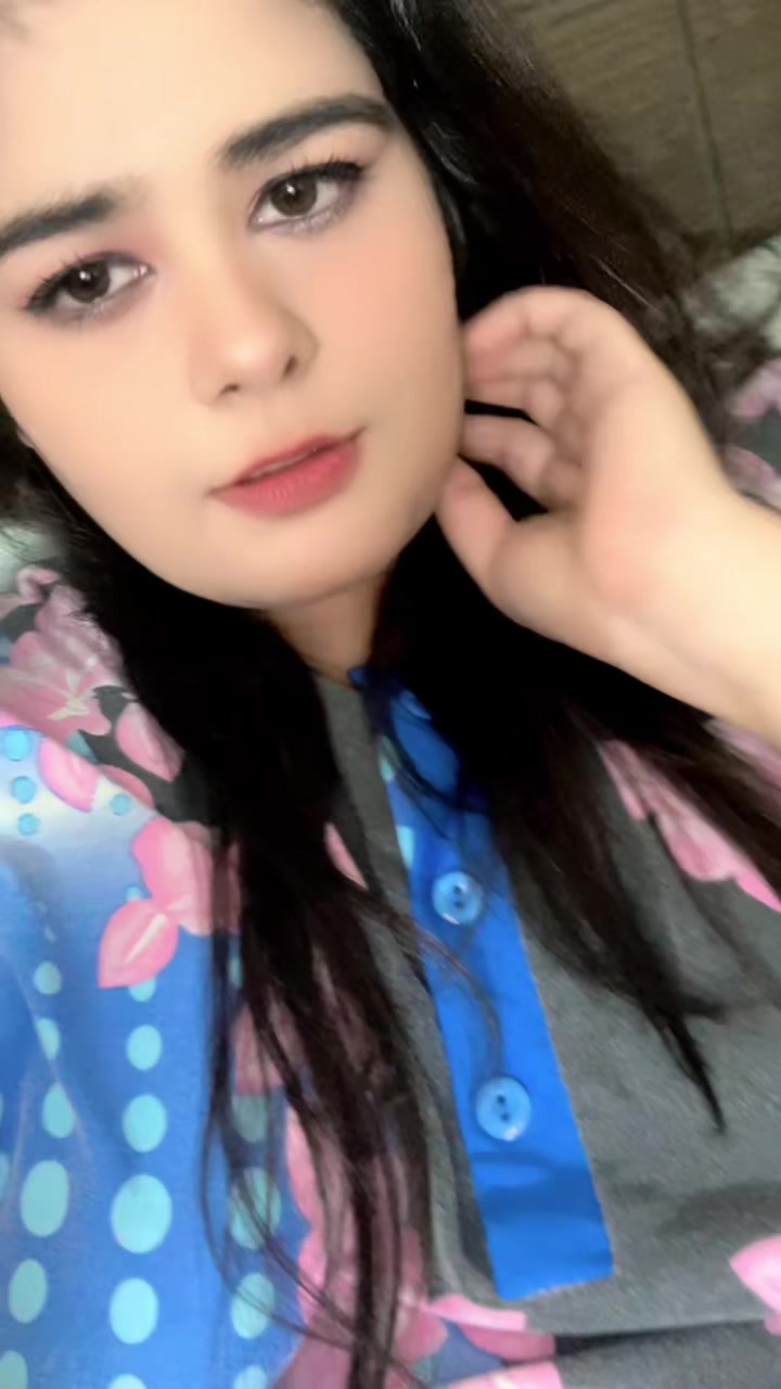 @Kanza_siddiqui