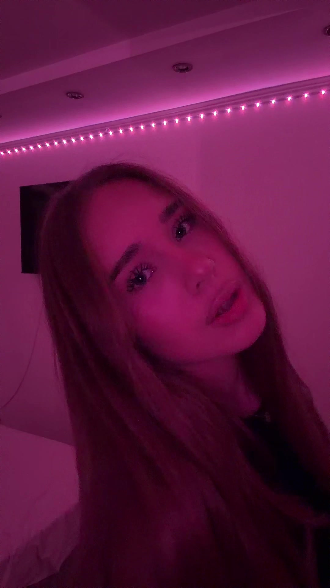 @lipcombovna
