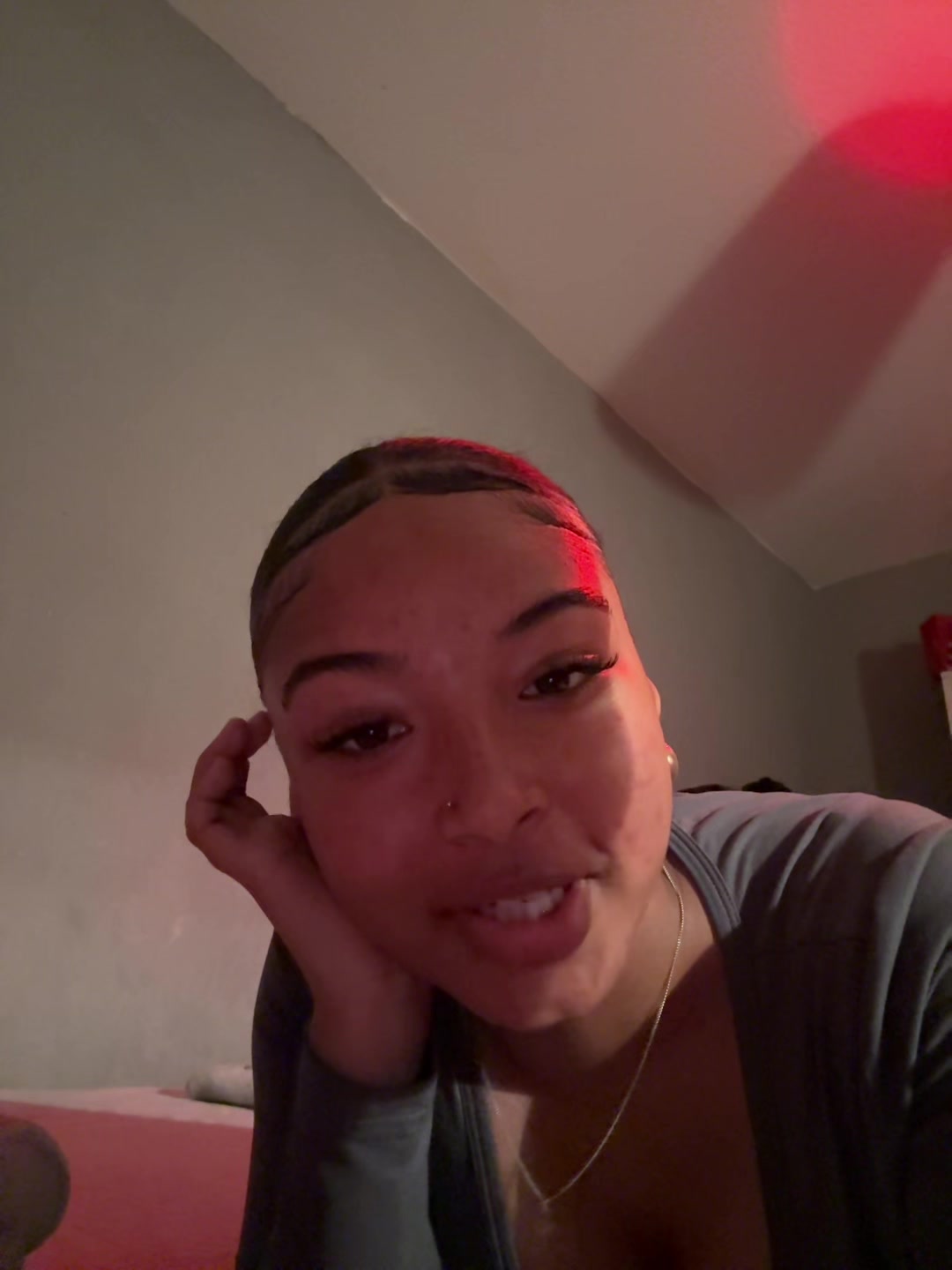 @Emiii
