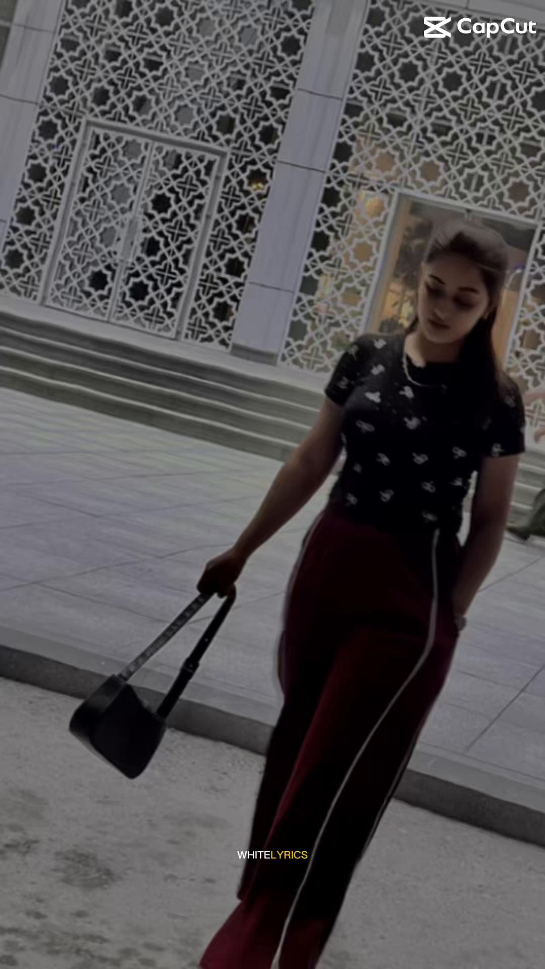@𝕷açına_🕊️