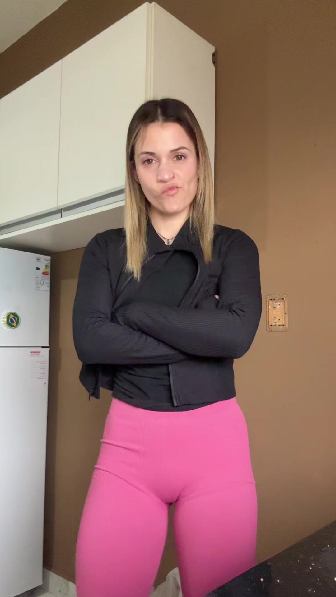 @TATI🔮