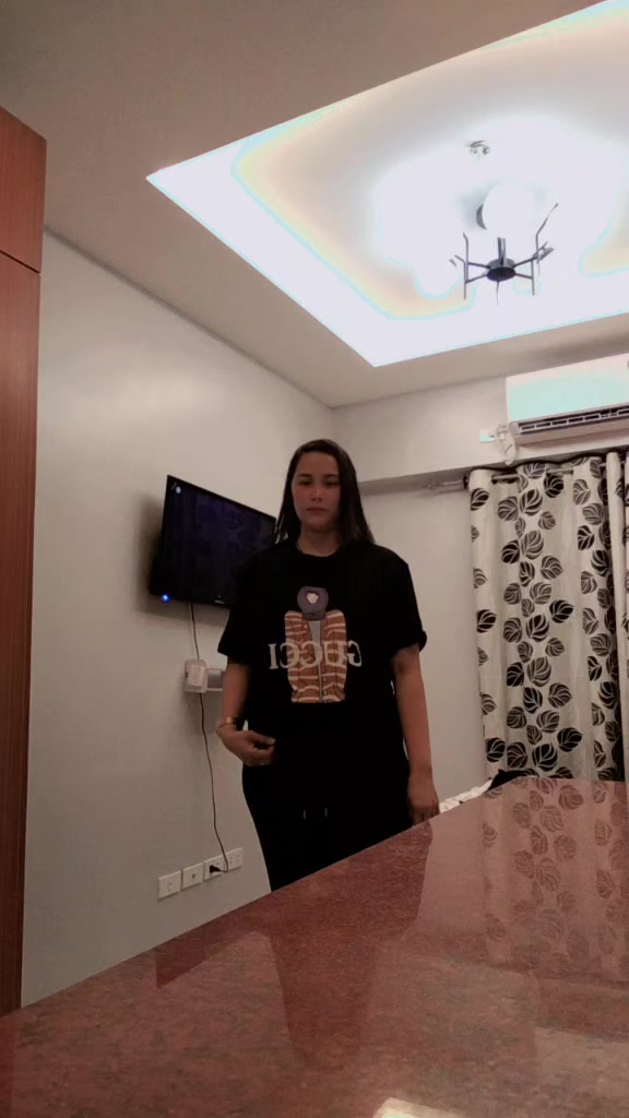 @EyaLanz
