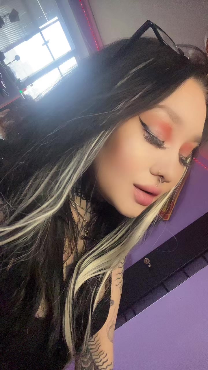 @Евдоша🖤