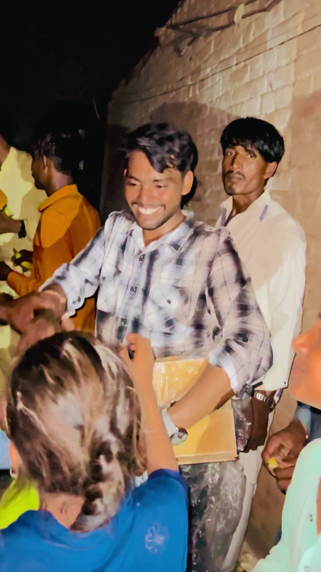 @Mr.darshan😜