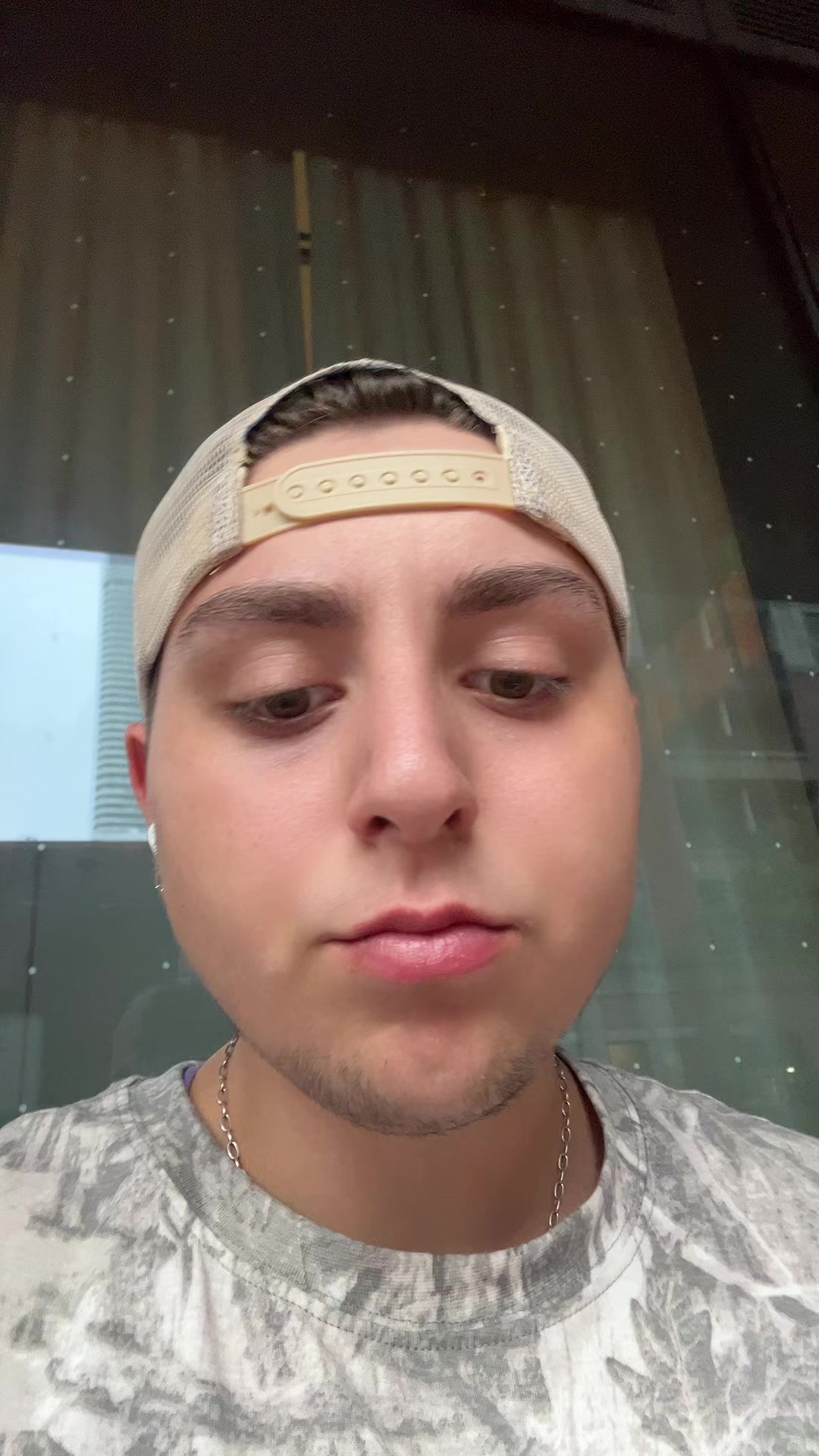 @Izzy🌶️