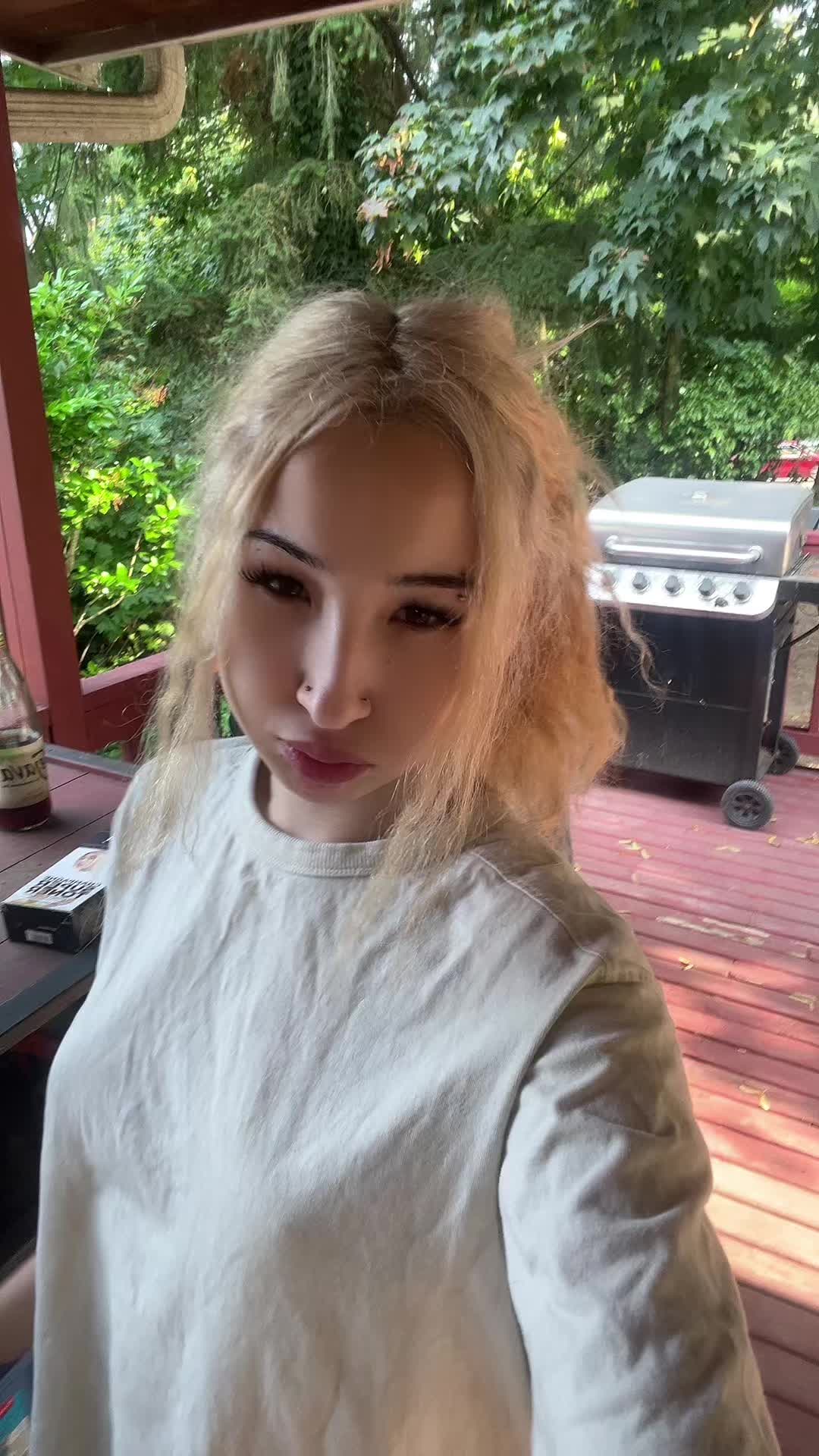 @hellookiko
