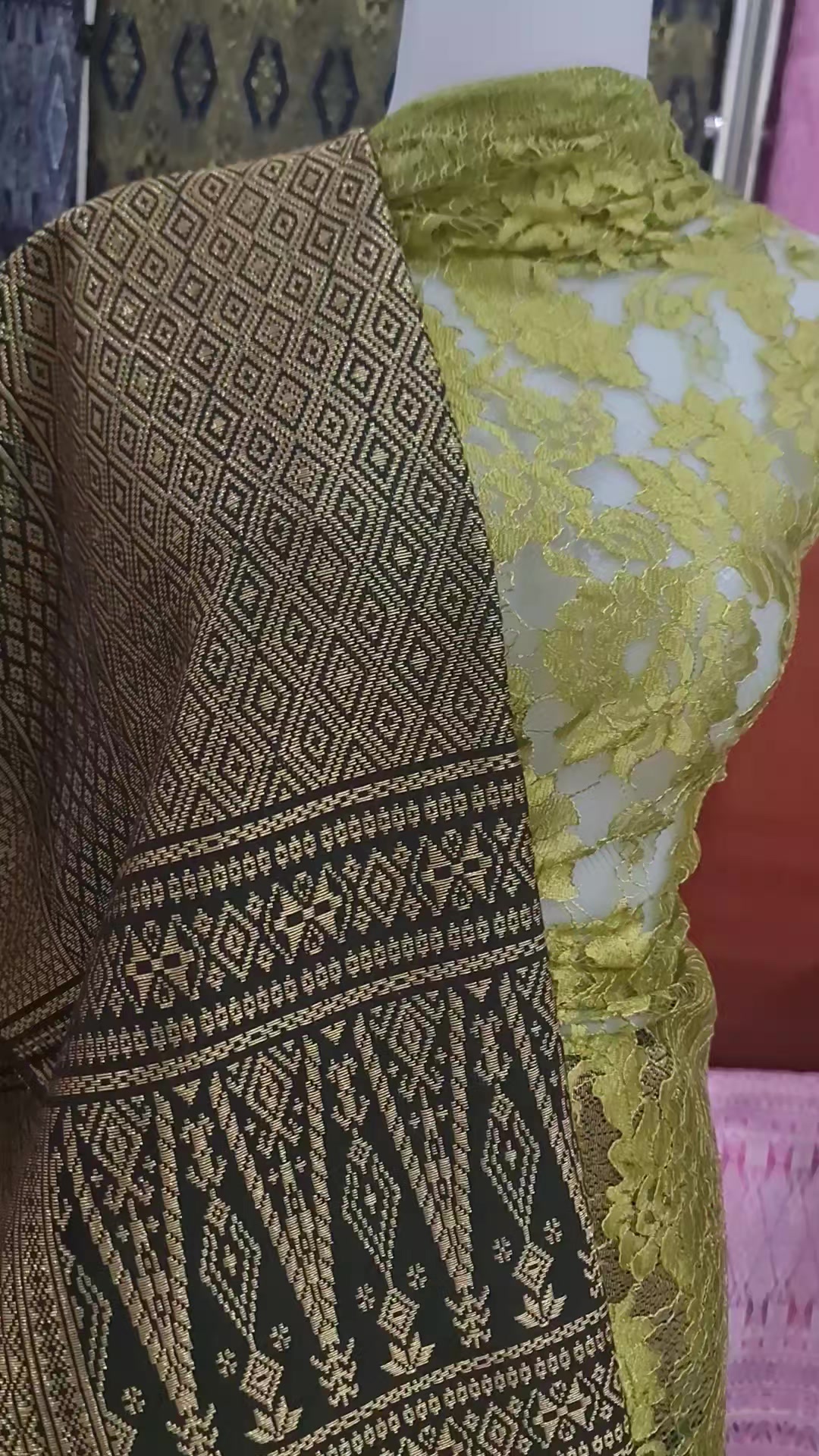 @Yuana Gallery Songket
