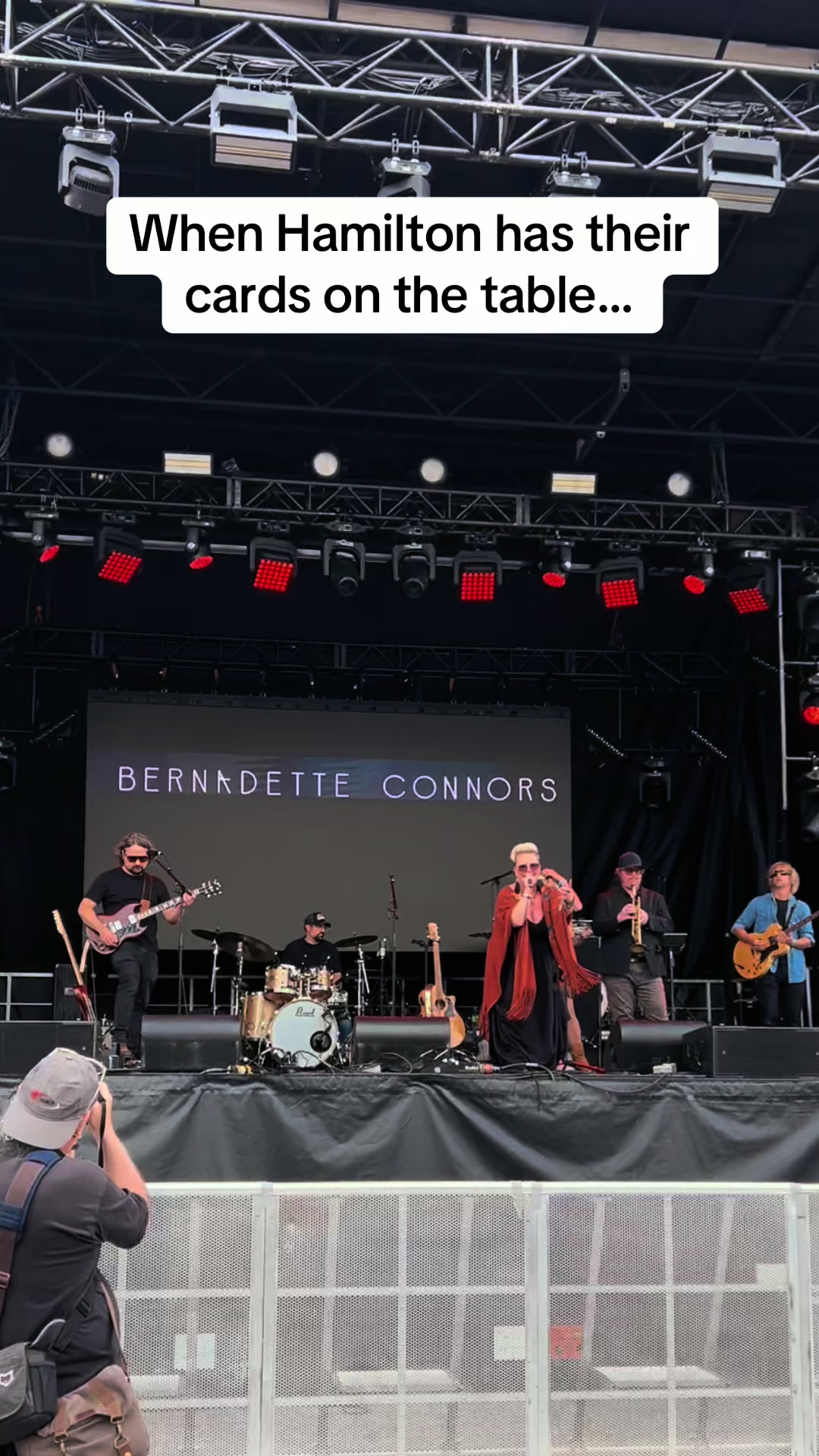 @🇨🇦 Bernadette Connors