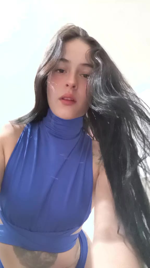@Carito🇨🇴🍒