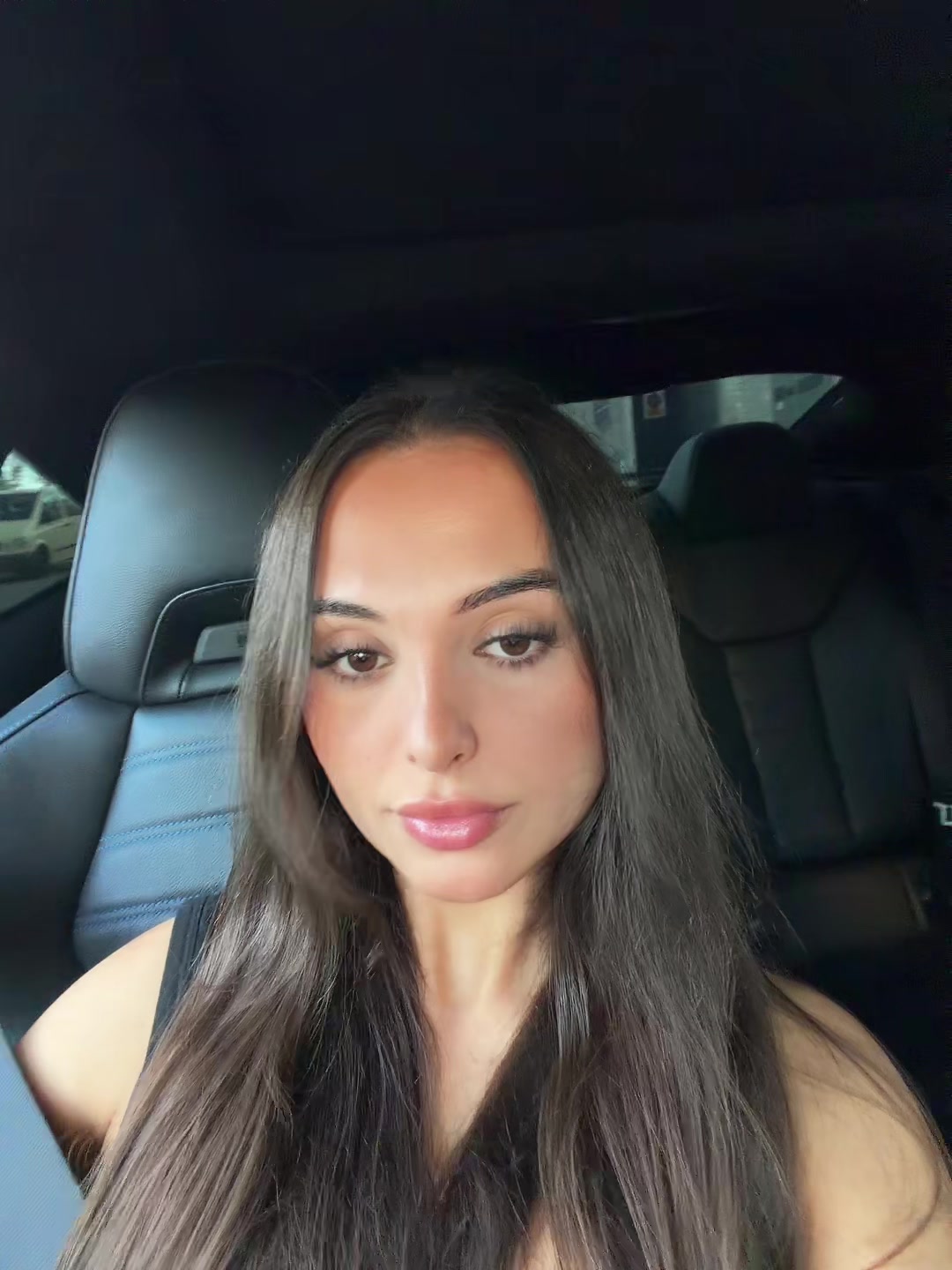 @queen_andreiiita