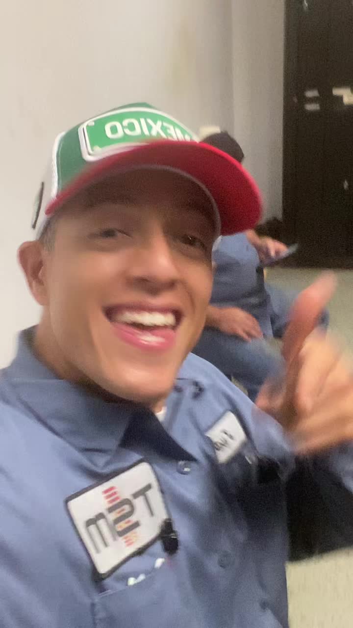 @JohnnymAb