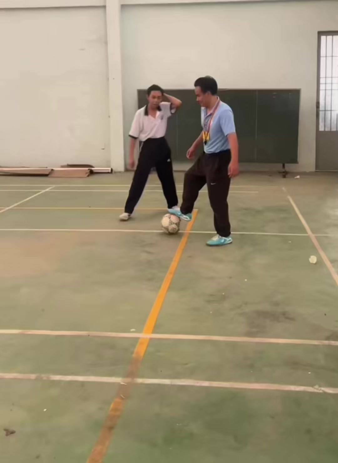 @Thầy Tân Sports