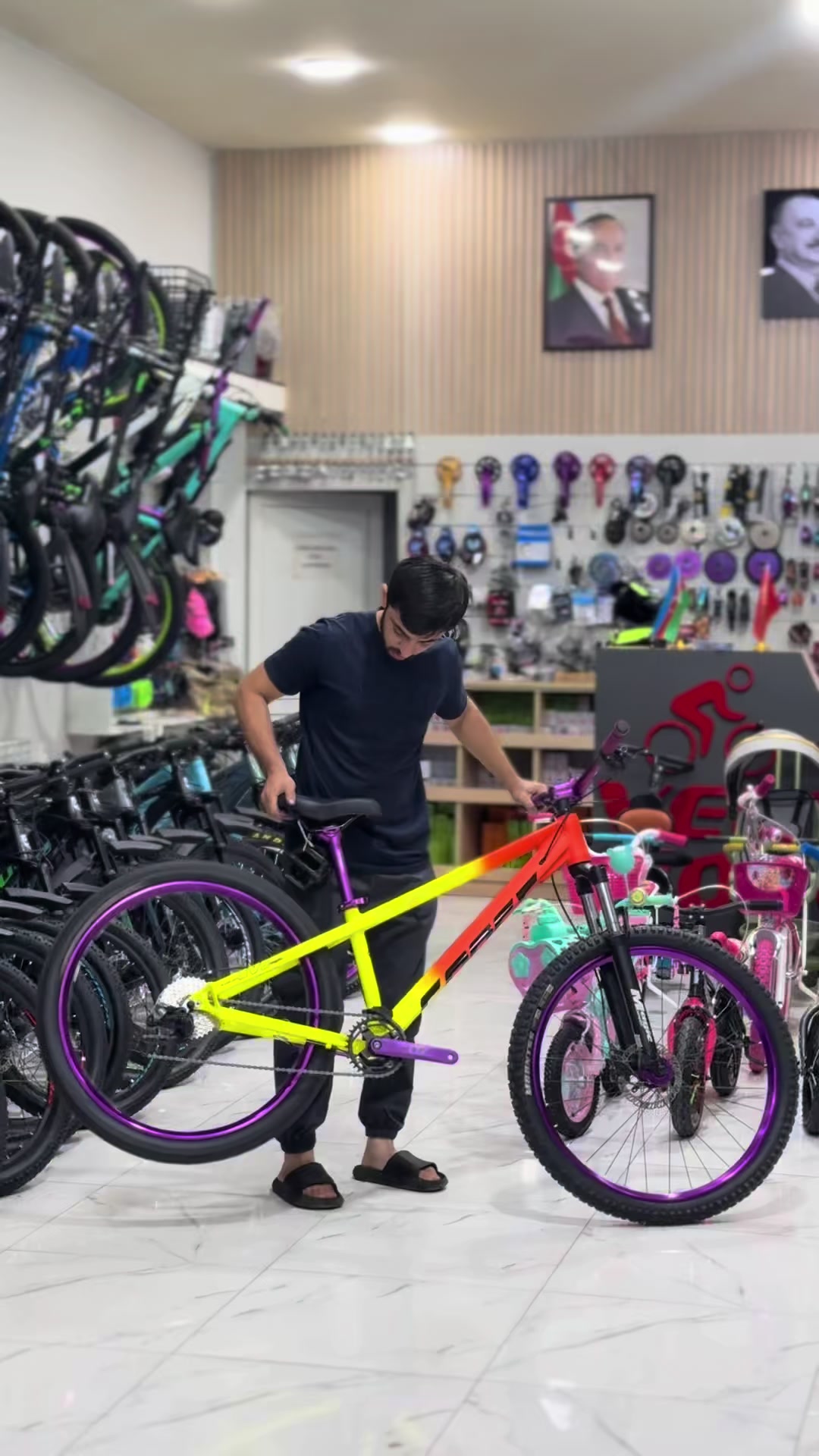 @VeloHome