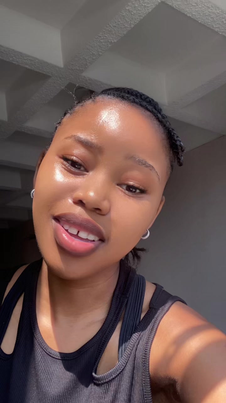 @MaHlomu🎀🥹