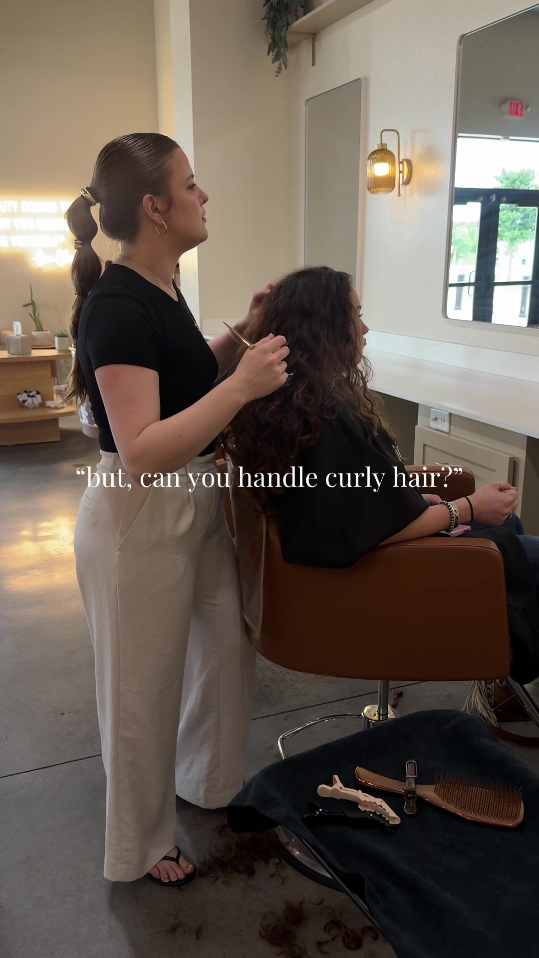 @Laney Styles- DFW Hairstylist