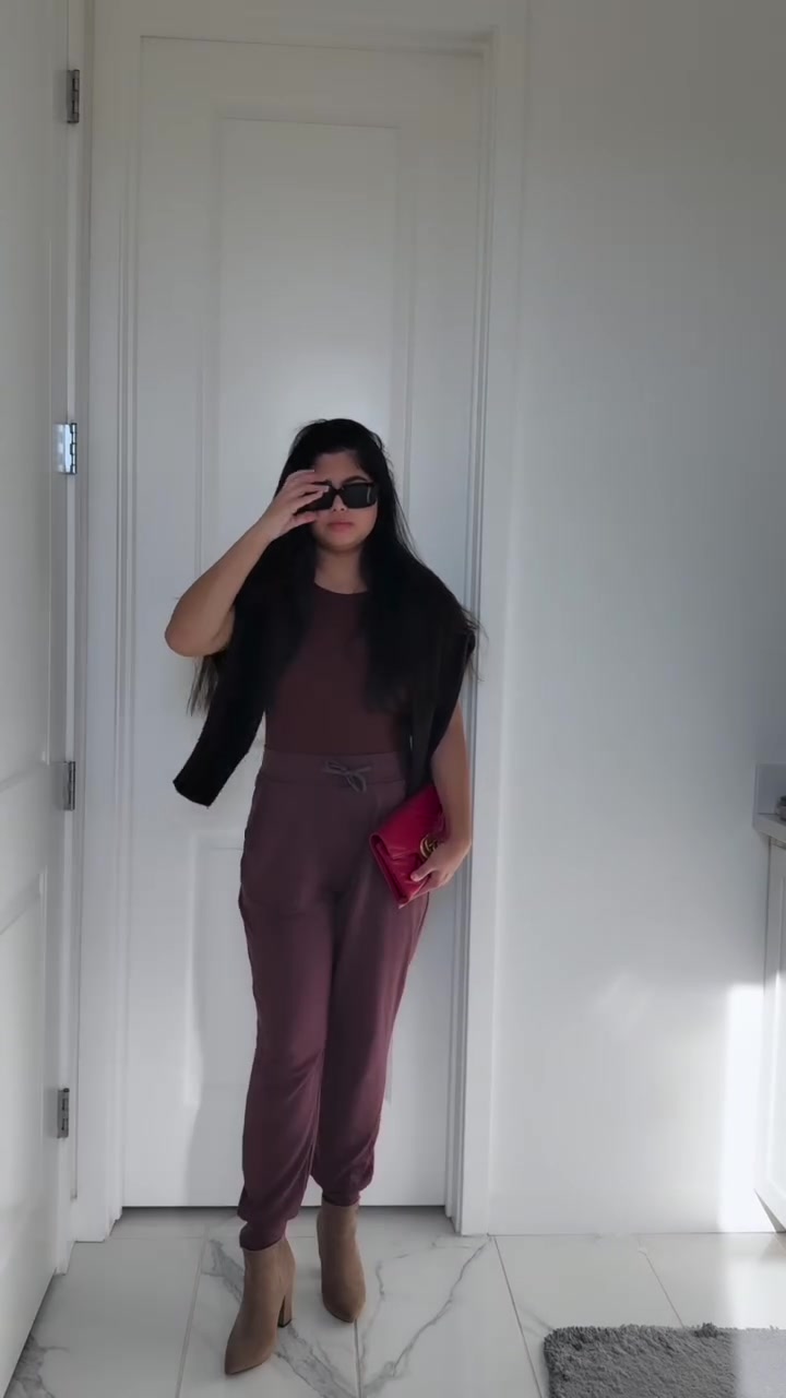 @Nupur