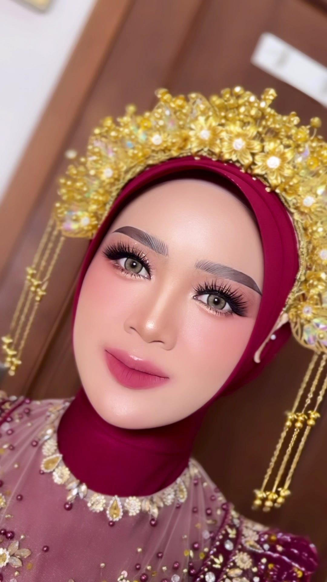 @idamakeuppati