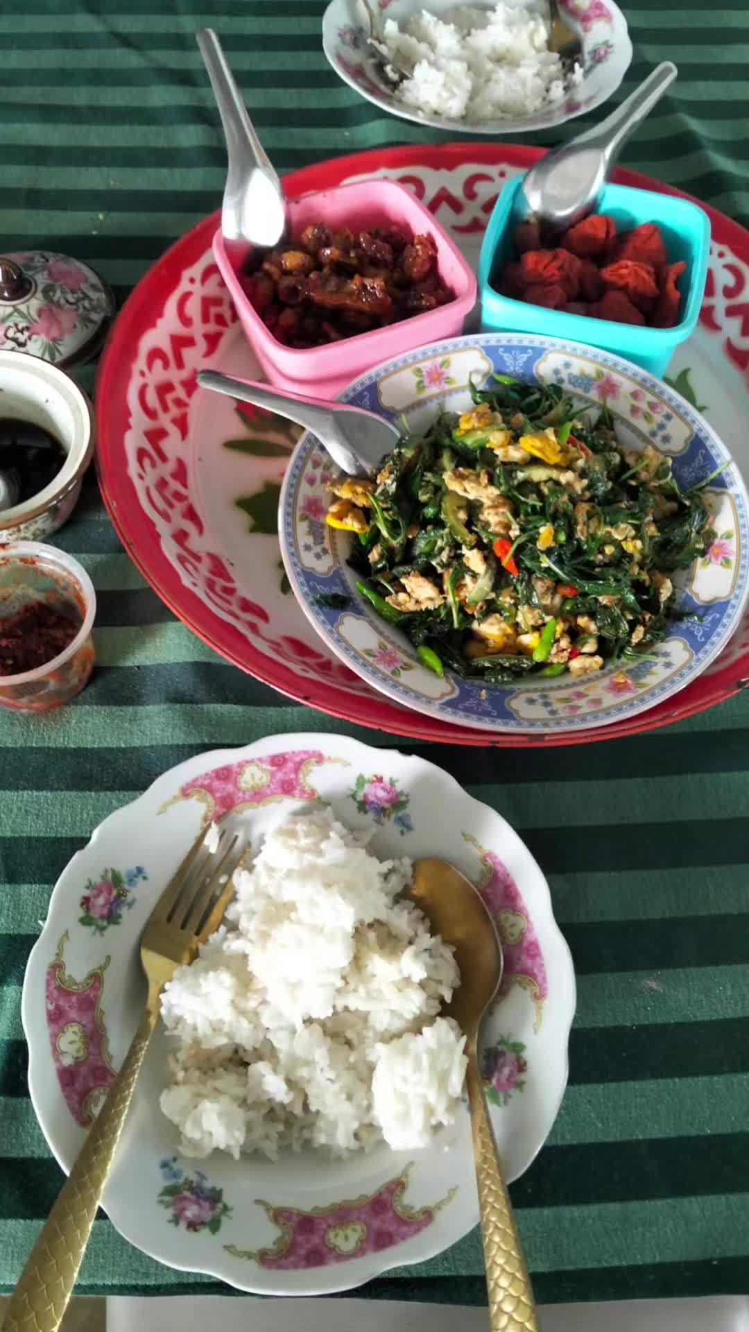 @Mon Setthathorn Praj