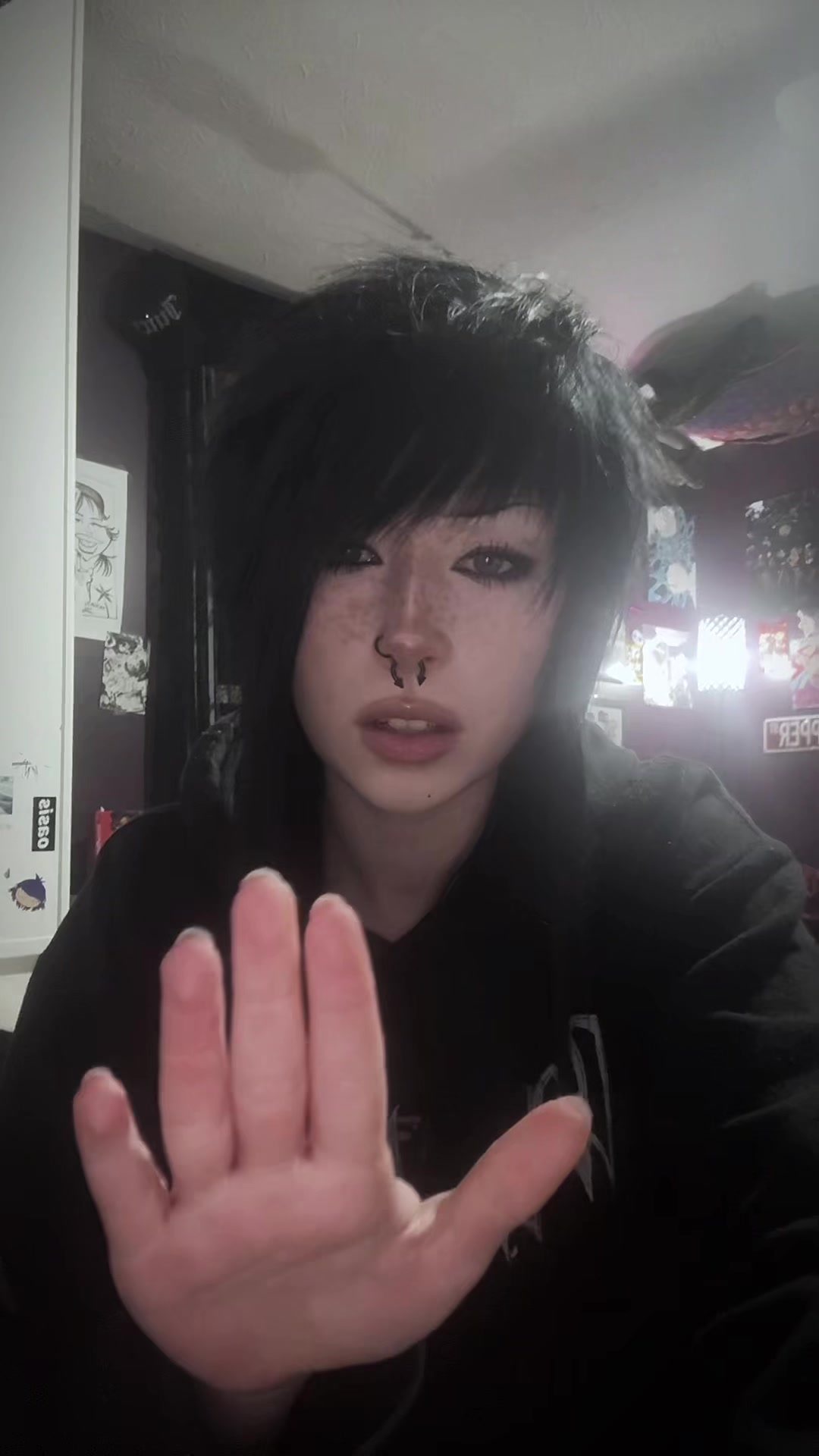 @✞Al0n3W1thM3L0dy✞