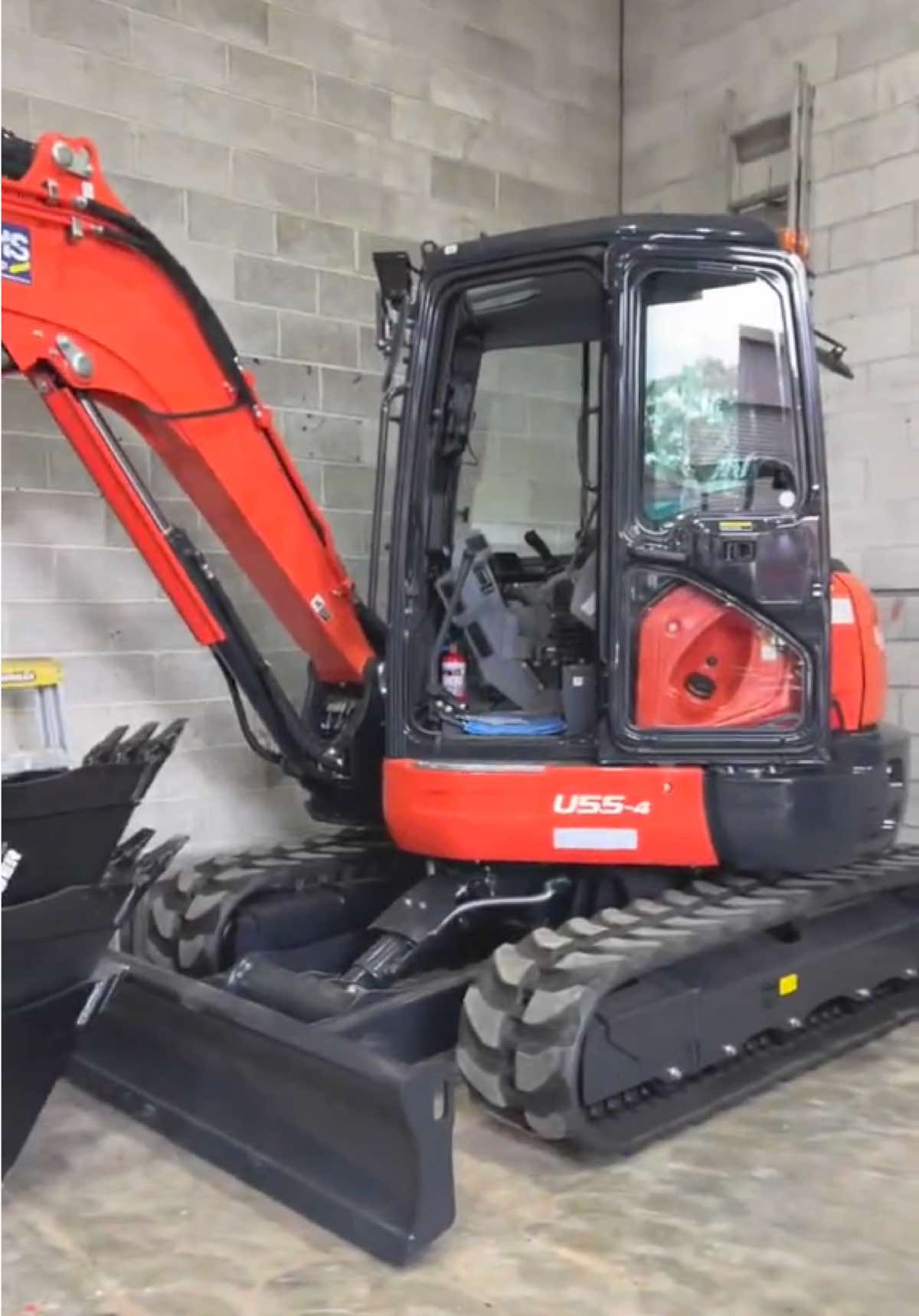 @AMA Equipment Hire