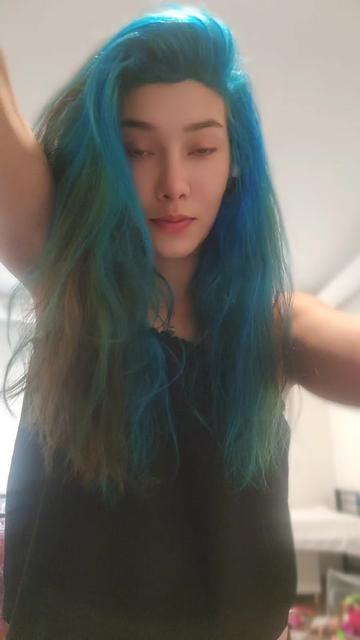 @Thegirlwiththecursemark