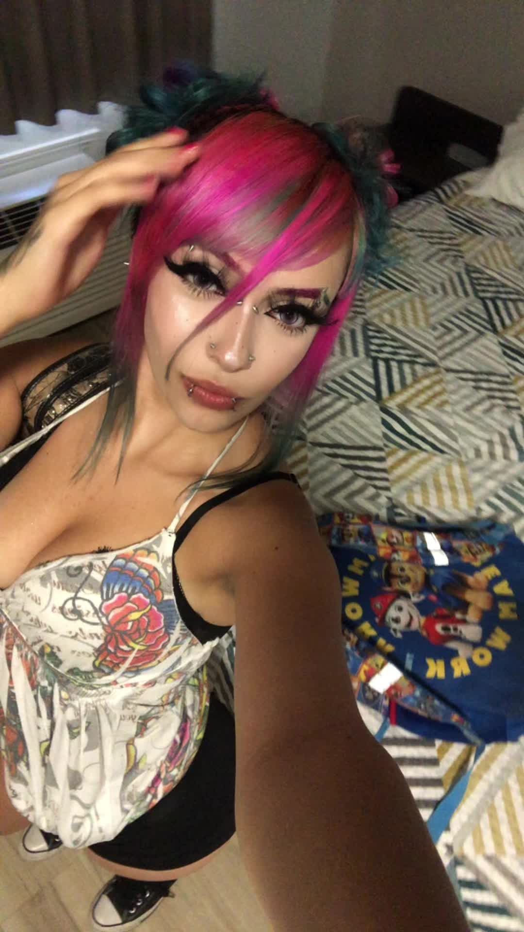 @Jessalyn