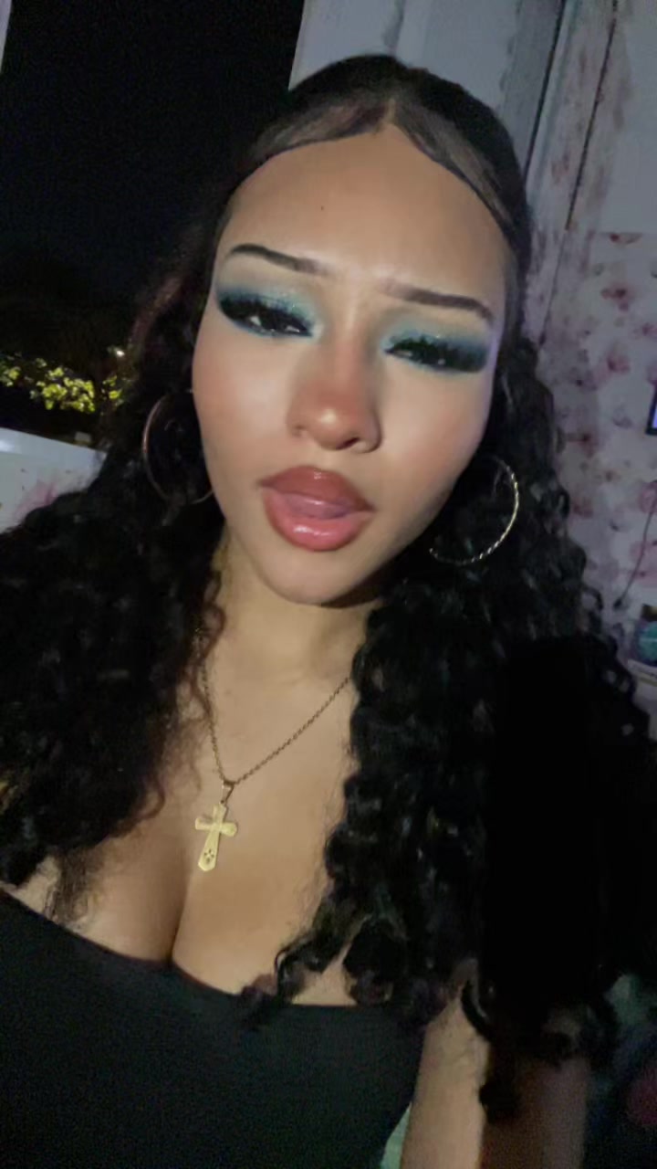 @Yas_hossoy