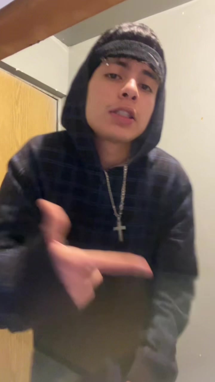 @Alezz_jxx