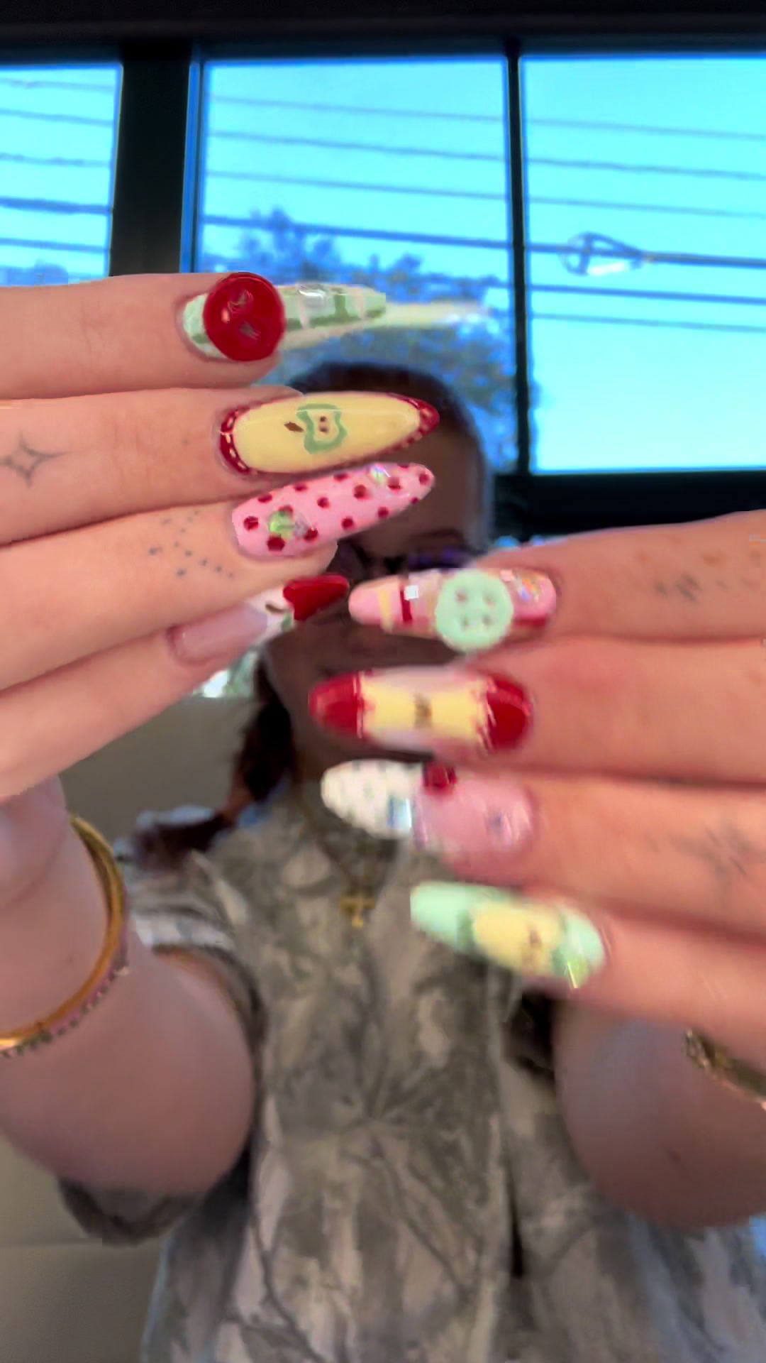 @NailzByLily