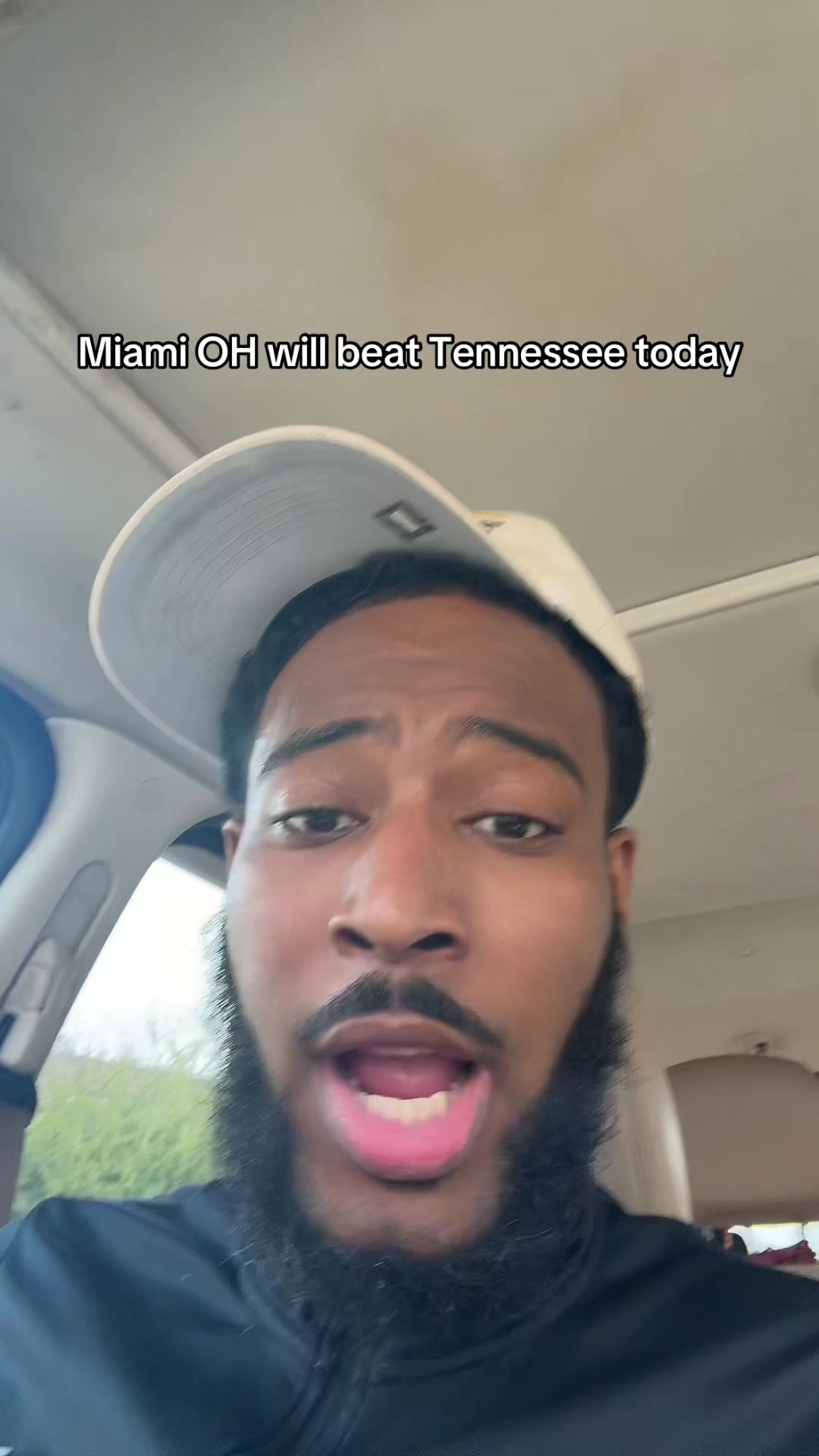 @toolivemal