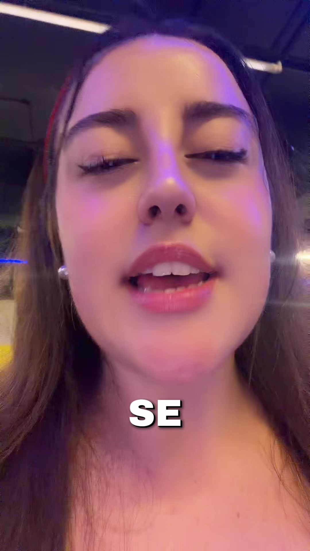 @Ara la chilena
