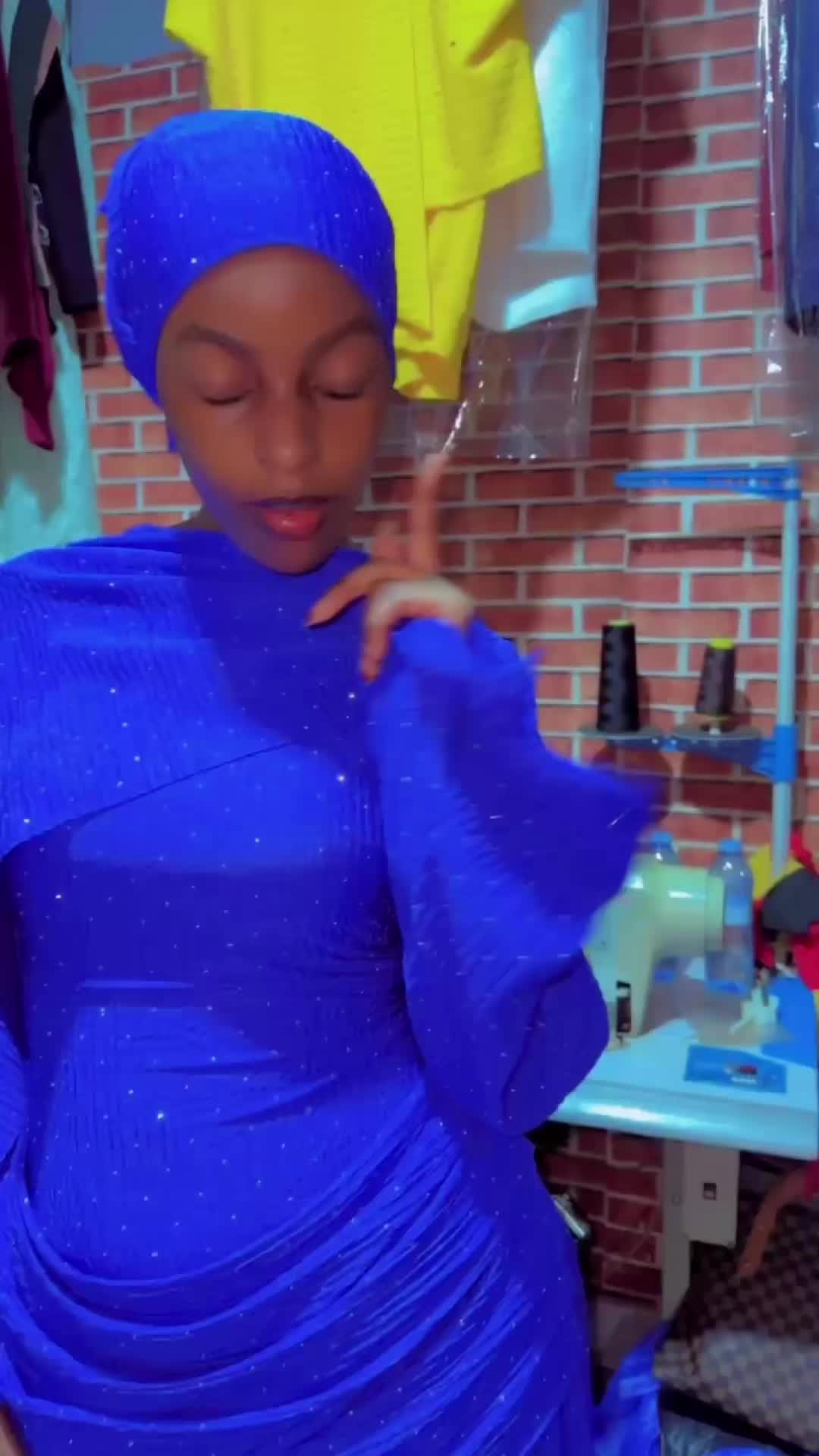 @TESSY🧕✨