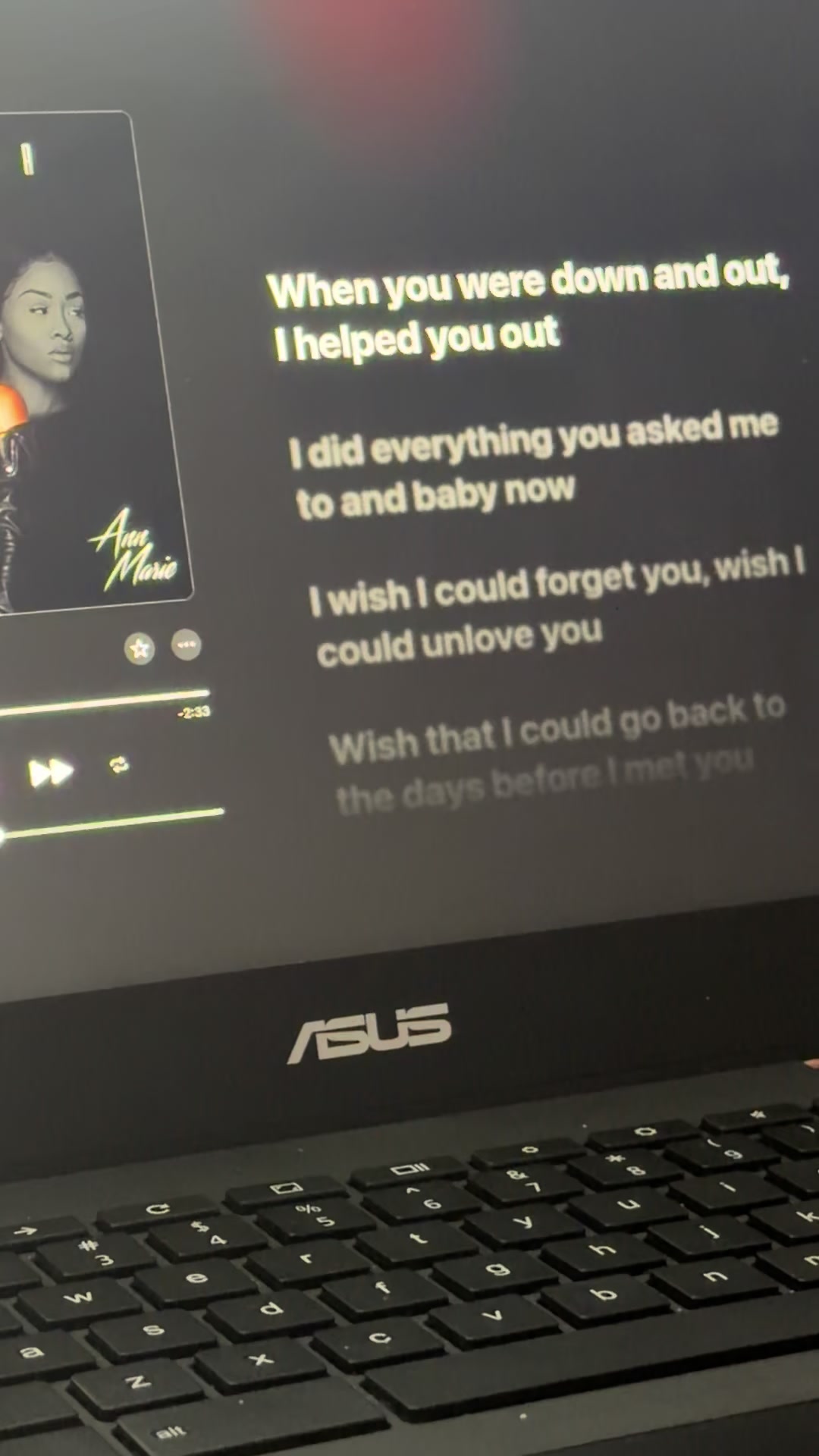 @Lyric Vibes