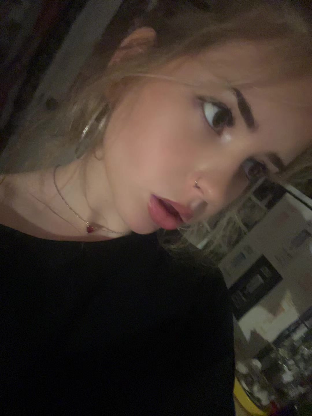 @violet