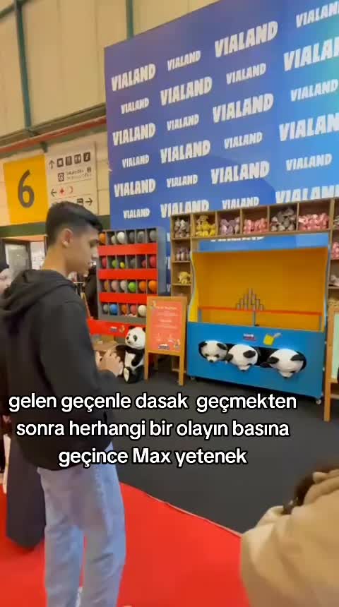 @CJ