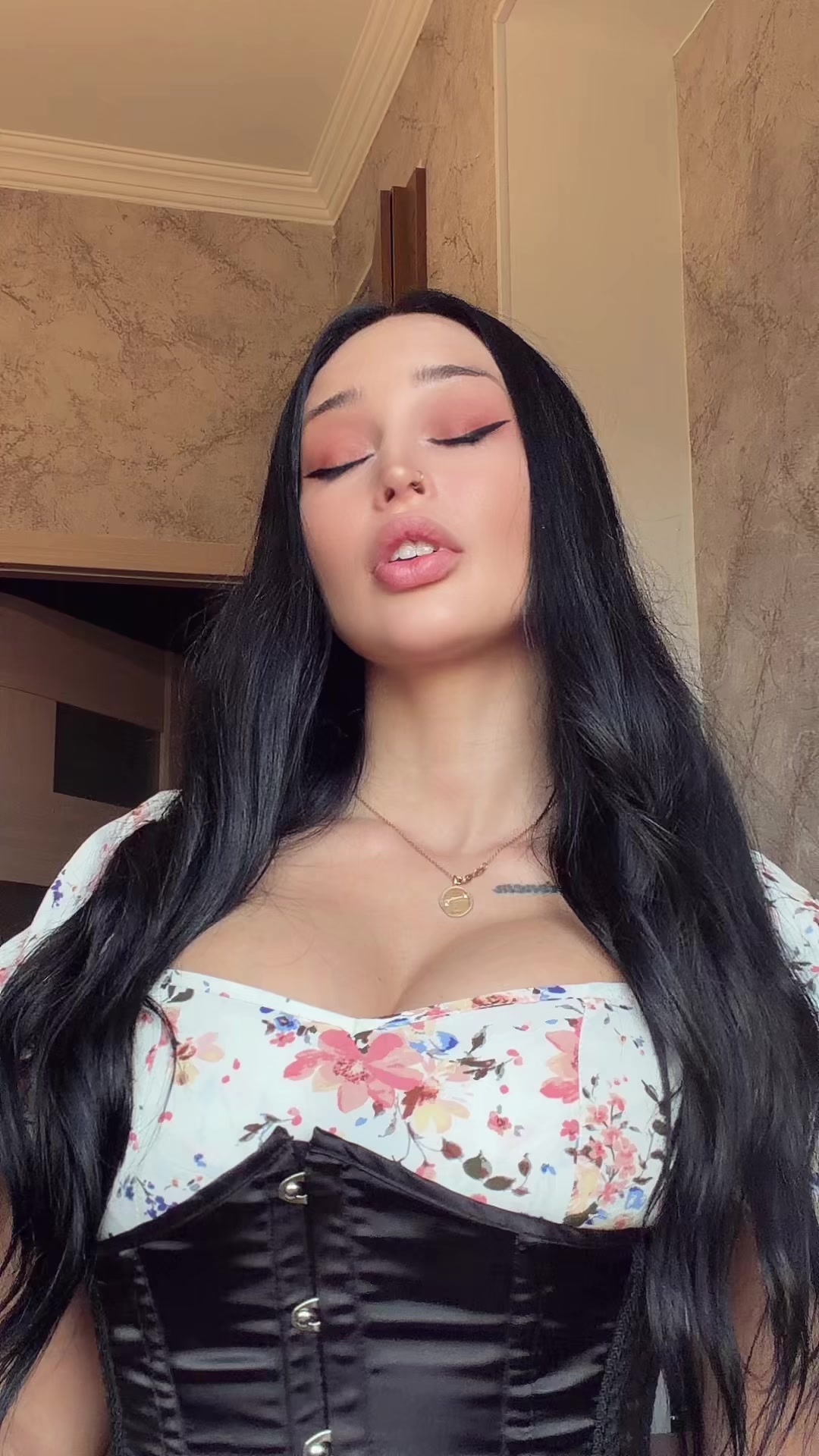 @Gargona