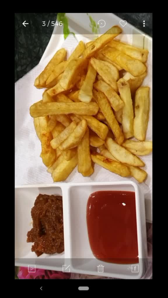 @Food vlogs