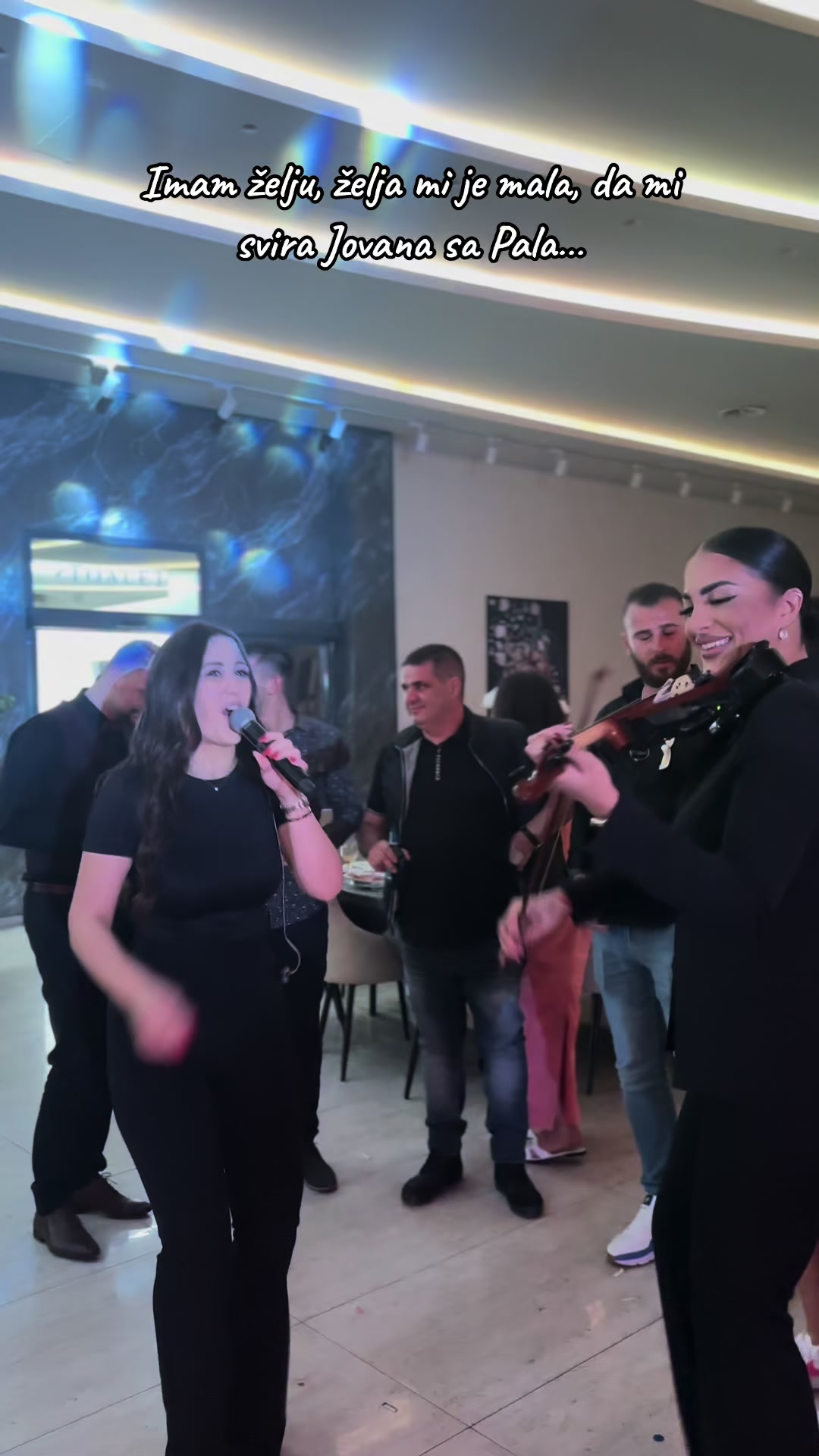 @Simović, Jovana🎻
