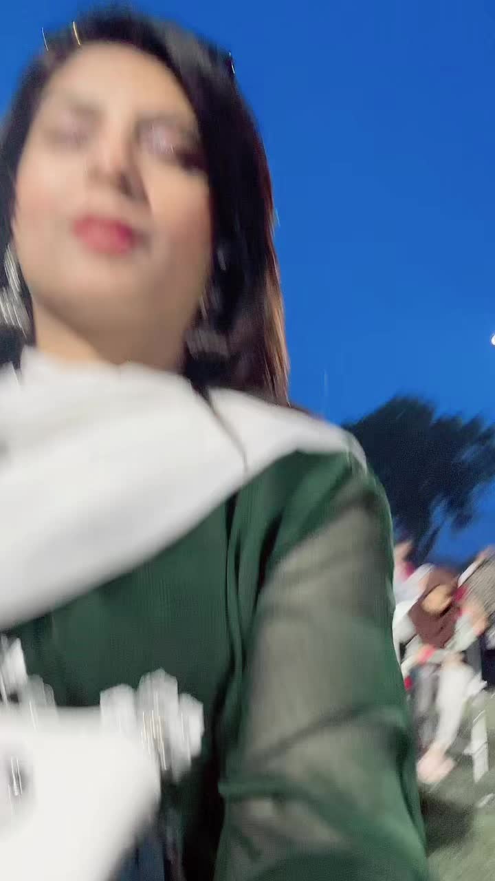@Queen