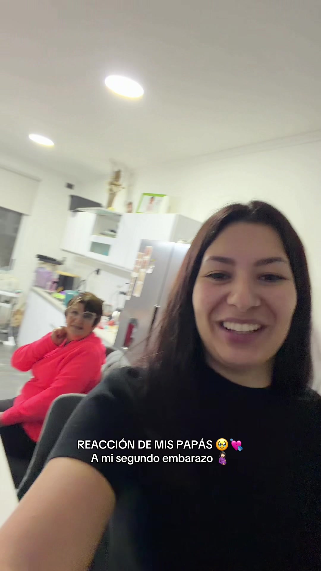 @𝑬𝒍𝒊 𝑴𝒐𝒍𝒊𝒏𝒂