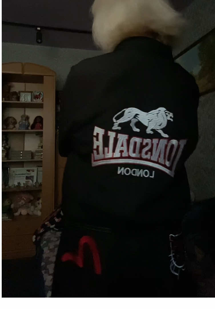 @даша блейзер