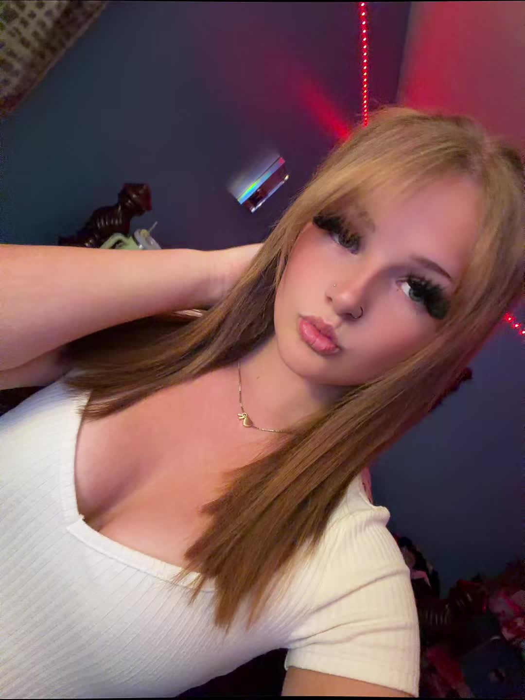 @️