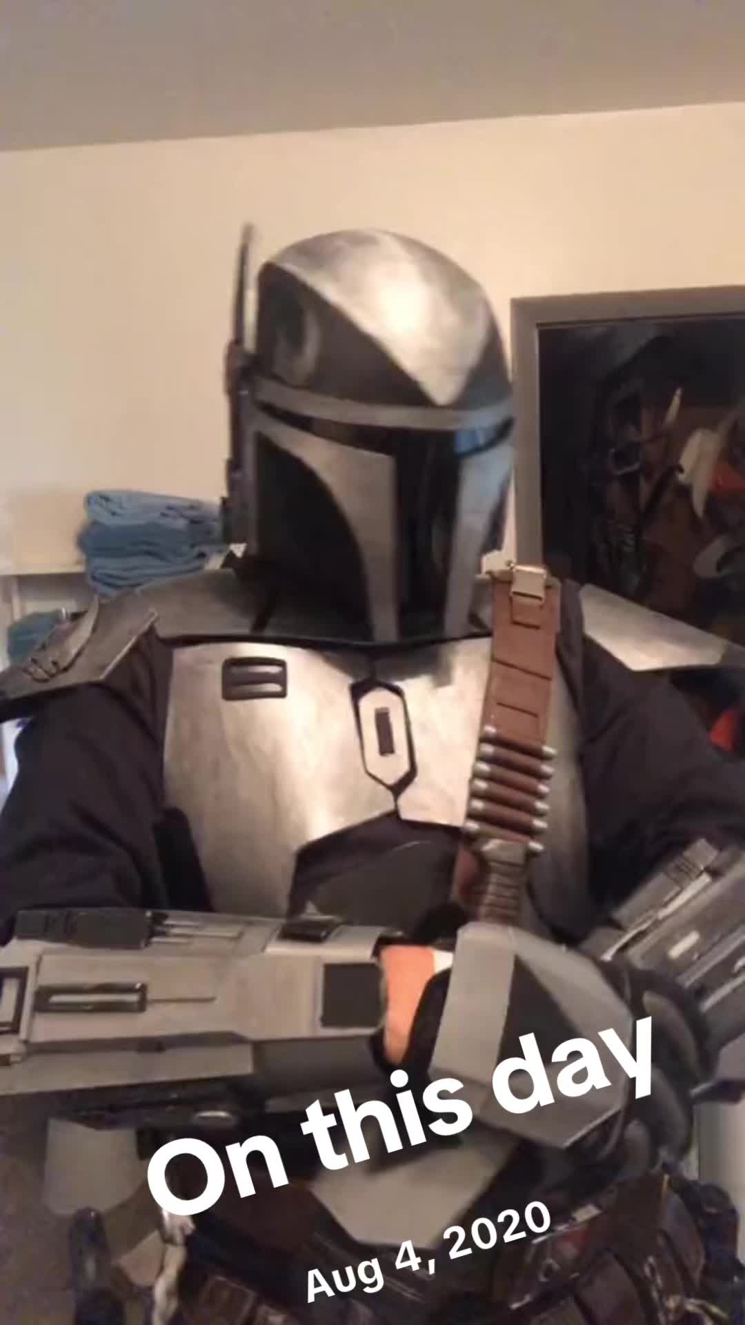 @Glueguncosplay94