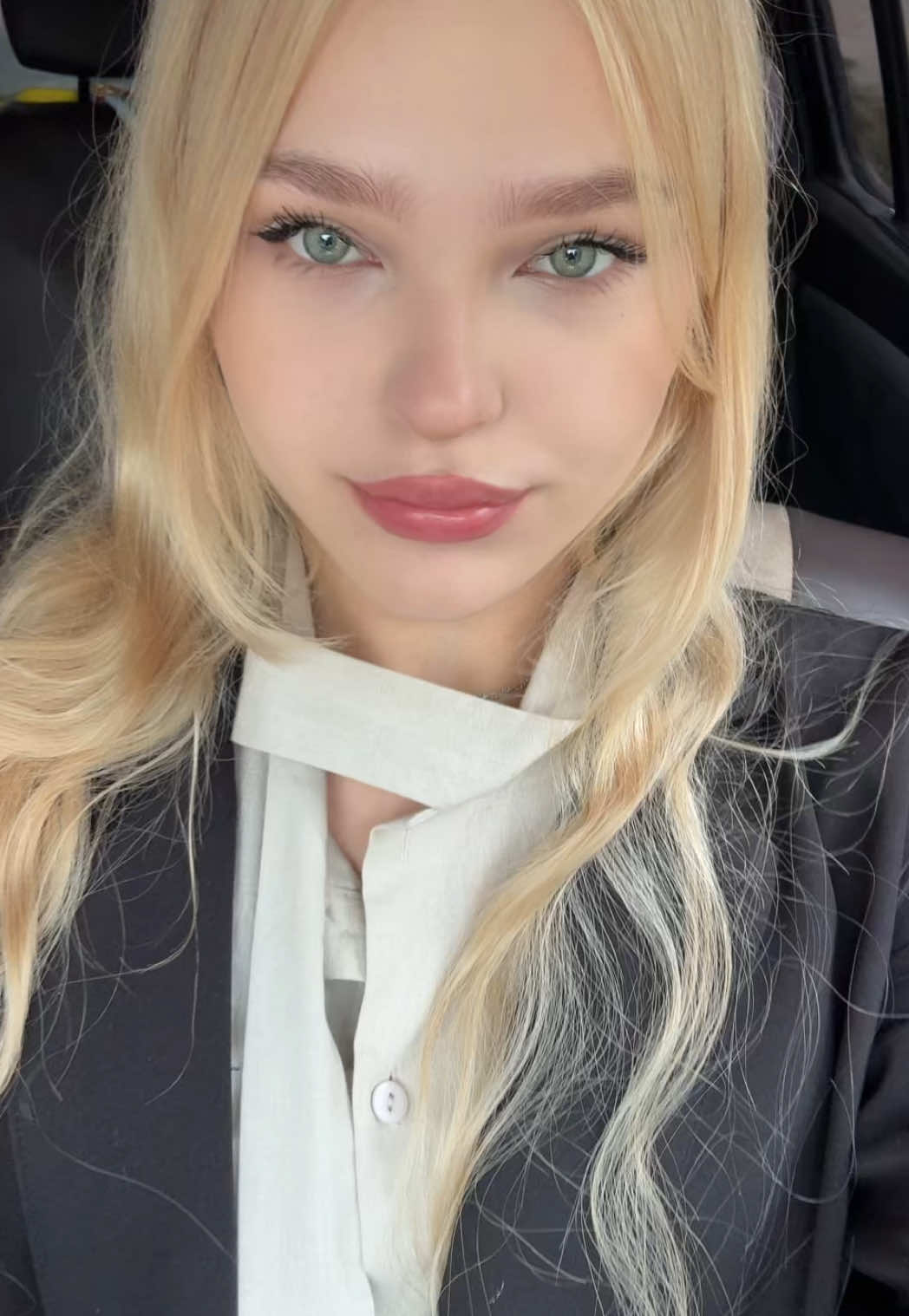 @🦊