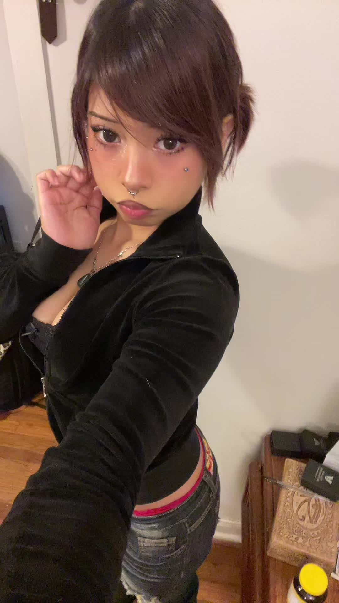 @dee