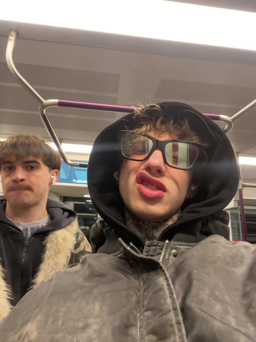 @Еврик